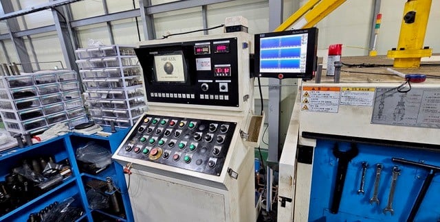 1.3" x 11.81" Hyodong #HBP-633L, 6-Die Parts Former, 55 ton forging load, 1.811" max. open-up diameter - Image 3