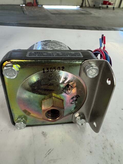 Barksdale #D2H-A80SS, pressure switch, 1/4" NPT female, 0.5-80 PSI adjustable - Image 3