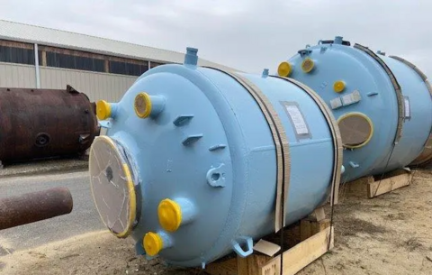 1000 gallon De Dietrich, Glass Lined Reactor Body, 100 psi @ 400°F vessel, 90 psi @ 400°F jacket, reglassed - Image 3