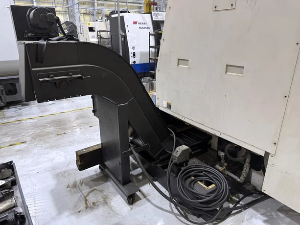 Daewoo Doosan #Puma-400MB, CNC turn mill, 28" swing, 21" chuck, 5.2" bore, 4.5" bar, 44.1" centers, 20-2000 - Image 4