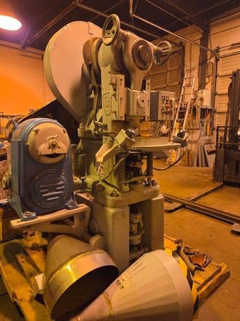 Stokes #R4, powder press, 20 Ton, dual motion, 2-5/8" D, 3" diameter, 15-45 SPM, 5 HP - Image 6