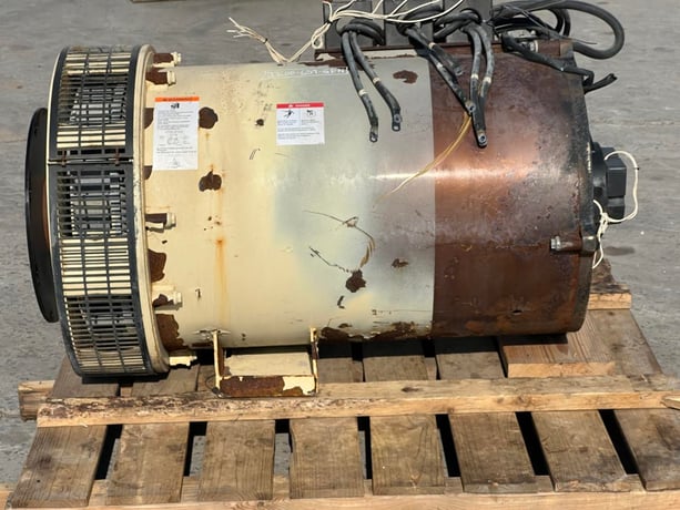 300 KW, 1800 RPM, Kohler #300REOZD, Generator End, 277/480 Volts, 12 poles, 750 hours, 2003 - Image 2