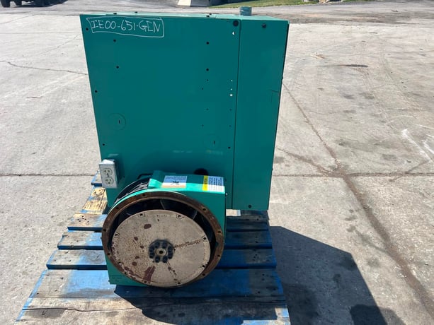 35 KW, 1800 RPM, Cummins/Onan #DGBB-3367339, Generator End, 120/240 Volts, 12 poles, 1833 hours, 1999 - Image 7
