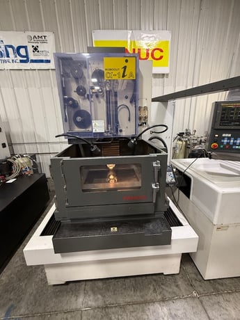 Fanuc #1iA-S/AWF, CNC Wire Electrical Discharge Machine, 20.6" x 14.6" x 12.0" travels, 5-Axis, 13 KVA - Image 2