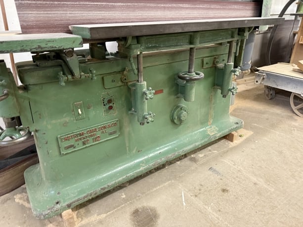 Ekstrom Carlson #112, Oscillating Edge Sander, 11" x 60" table, 58" x 9" platen, 5 HP, 220/440 V., 3 Ph. - Image 2