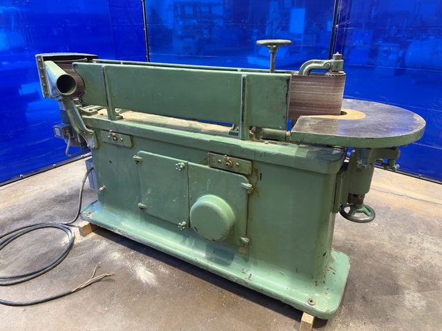 Ekstrom Carlson #112, Oscillating Edge Sander, 11" x 60" table, 58" x 9" platen, 5 HP, 220/440 V., 3 Ph. - Image 9