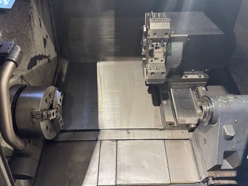Daewoo Doosan #Puma-GT2600, CNC Lathe, 24.8" swing, 3.2" bar, 12 position turret, 30 HP, Fanuc OI-TF, Chip - Image 5
