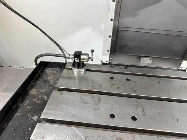 Haas #VF-2D, CNC vertical machining center, 24 automatic tool changer, 30" X, 16" Y, 20" Z, 8100 RPM, #40, 30 - Image 4