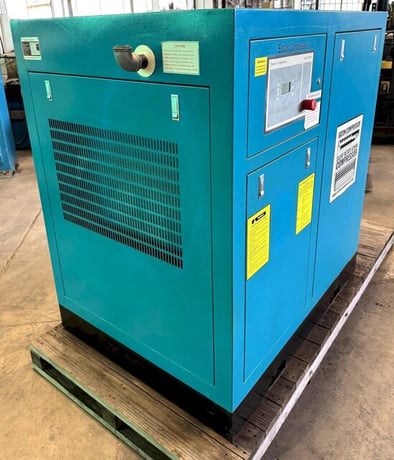 225 cfm, 145 psi, Eaton #EC-SRW3-50HP-DV, rotary screw air compressor, dryer, 50 HP - Image 3