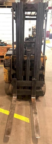 3000 lb. Drexel #SLT-30, narrow aisle swing mast electric forklift, triple stage, side shift, 1997 - Image 8