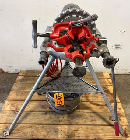 2" Ridgid #300, pipe threader, cutter, reamer, stand, oiler, 1 phase - Image 1