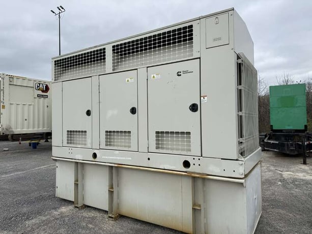450 KW Cummins #DFEJ, diesel generator set, 277/480 Volts, 755 HP @ 1800 RPM, QSX15-G9 NR2 engine, 314 hours - Image 2