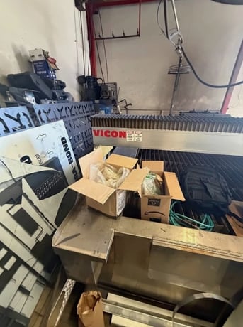 Vicon #Hypertherm-HyPrecision-50, CNC Abrasive Waterjet Cutting System, 5' x 10' cutting table, 4" cutting - Image 6