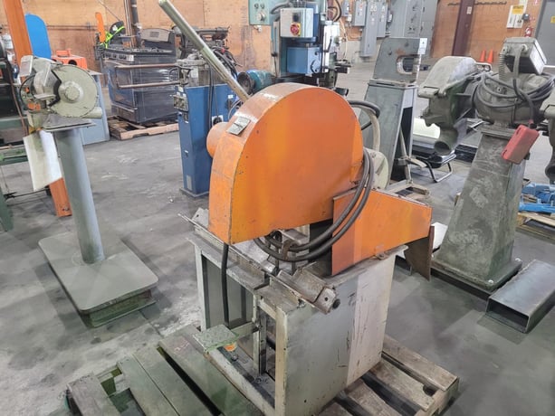 14" Camco #7-14, friction cut-off saw, 3200 RPM, 1" arbor, foot pedal, 7.5 HP, 230/460 V. - Image 1