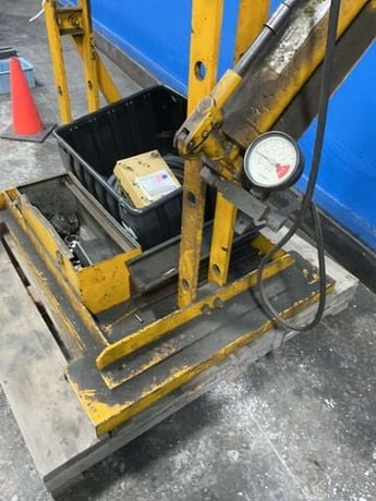 Enerpac, hydraulic shop press, 80 PSI - Image 6