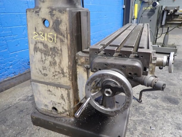 Ex-Cell-O #602, vertical mill, 9" x 48" table, 1 -1/2 HP, Acu-Rite digital read out - Image 4