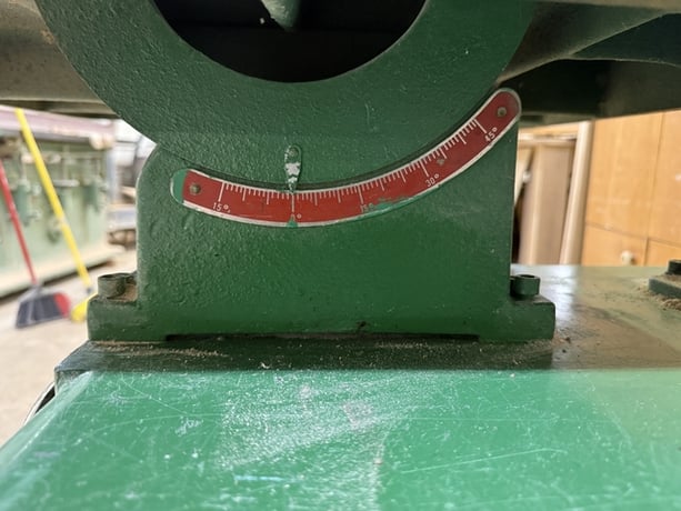 12" x 20" Powermatic #81, vertical Bandsaw, 24" x 24" table - Image 9