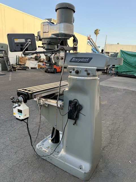 Bridgeport #Series-I, vertical mill, 24" x16" x12" travel, 60-4200 RPM, 9" x42" table, 2 HP, 12" ram, 1-shot - Image 9