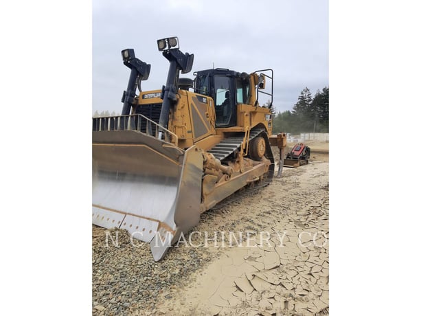 Caterpillar D8T, 5674 hours, S/N: MLN00380, 2012 - Image 1