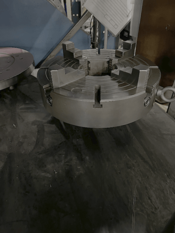 18"/27" x 62" Sharp #1862S, gap type precision engine lathe, 3-jaw 10" chuck, automatic lube system - Image 4