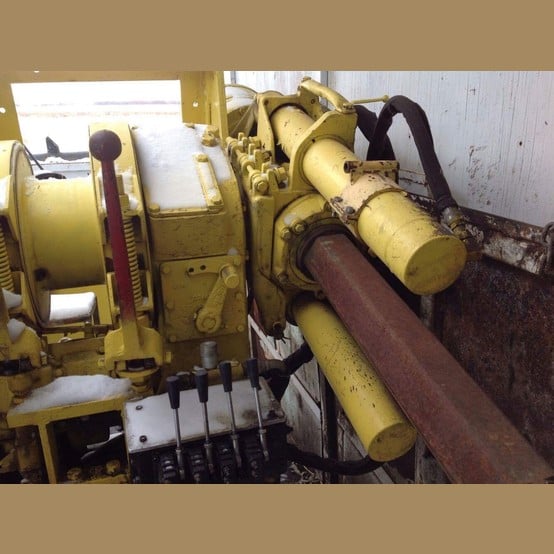 Longyear #38, Diamond Core Drill, GMC 353 engine, skid-mounted shack, hydraulic wireline, rebuilt - Image 3