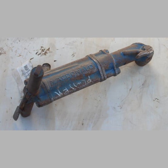 Macdonald #TM23158, Plugger Drill, 7/8" hex chuck, air operated - Image 2