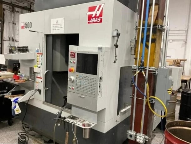 Haas #UMC-500, 5" Axis CNC Vertical Machining Center, 24" X, 16" Y/Z, 10000 RPM, 30 automatic tool changer - Image 3