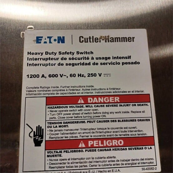 1200 Amp. Cutler Hammer #4HD368NFWSS, Non-Fusible Disconnect Switch, 600 VAC, 3 phase, Nema 4X, unused - Image 2