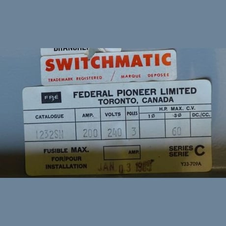 200 Amp. Federal Pioneer, Disconnect Switch, 240 Volts, 3 phase - Image 2
