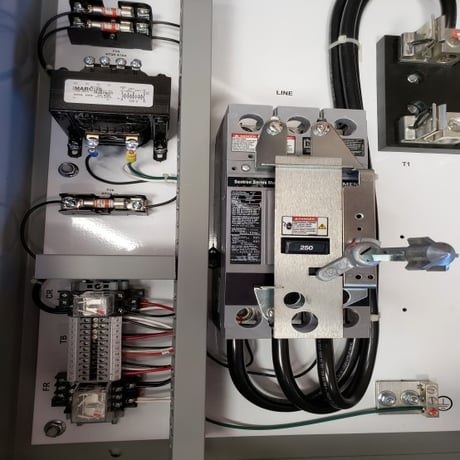 200 Amp. Mersen #ES2T48R1B, Fusible Disconnect Switch, 600 VAC - Image 2