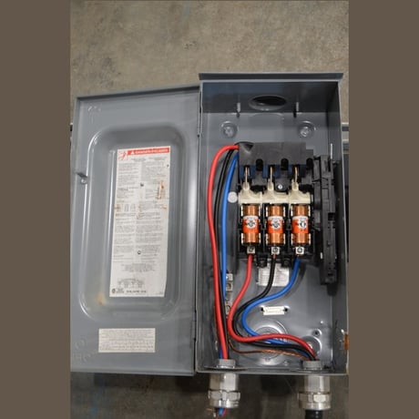 60 Amp. Square D, Fusible Disconnect Switch - Image 2