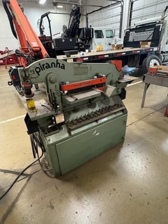 5" x 5" x 3/8" Piranha #P3, ironworker - Image 3
