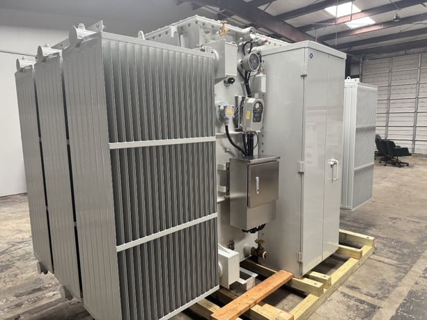 7500 KVA 34500 Delta Primary, 4160GrdY/2400 Secondary, oil substation transformer, FR3, full length air - Image 3