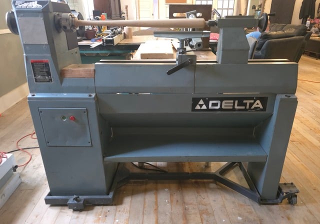 16" x 40" Delta #46-860, Woodworking Lathe, 1.5 HP, 1720 RPM, 230 Volts, 1PH, 1995 - Image 1