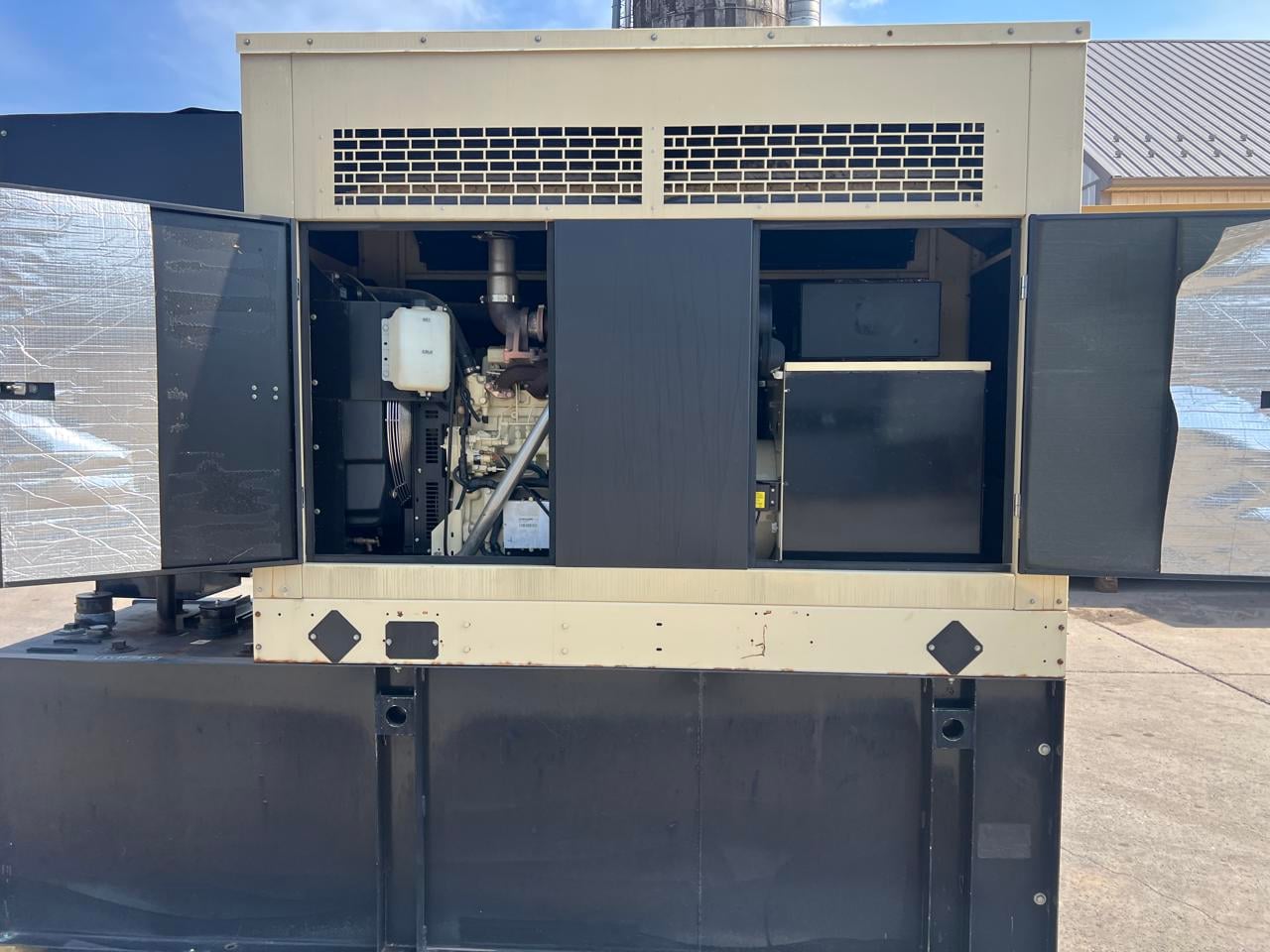 80 KW Kohler #80REOZJD, Diesel Generator Set, 120/240 Volts, John Deere engine, 1800 RPM, circuit breaker - Image 5