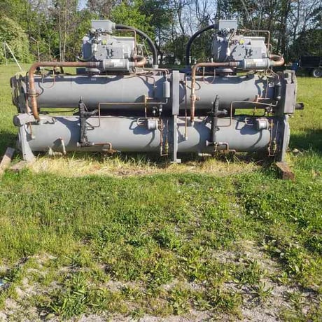 116 Ton, Carrier #30HXC116, water-cooled liquid chiller, dual Carlyle screw compressors - Image 1
