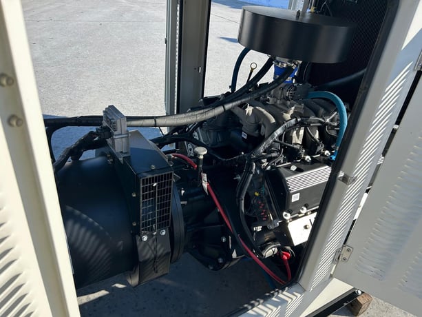 80 KW Generac, natural gas/LP generator, enclosed, 3 phase, 398 hours - Image 7