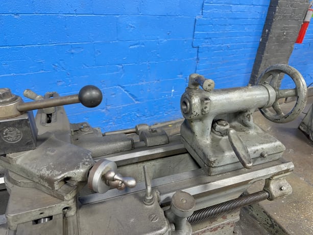 14" x 30" South Bend #DL81453, engine lathe, 1" bore, Aloris tool post, tailstock - Image 4