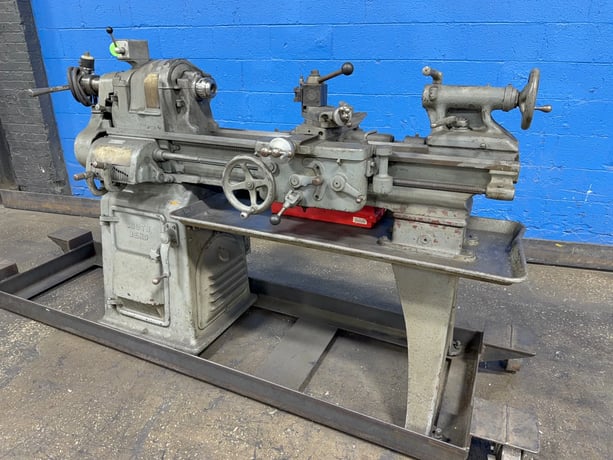 14" x 30" South Bend #DL81453, engine lathe, 1" bore, Aloris tool post, tailstock - Image 5