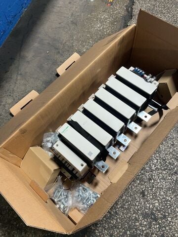 Schneider Electric #LC1F780F7, motor starter contactor - Image 3