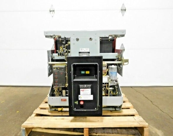 4000 Amp, General Electric, AKR-7F-100, low voltage power circuit breaker, RMS-9 - Image 1