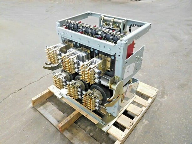 4000 Amp, General Electric, AKR-7F-100, low voltage power circuit breaker, RMS-9 - Image 6