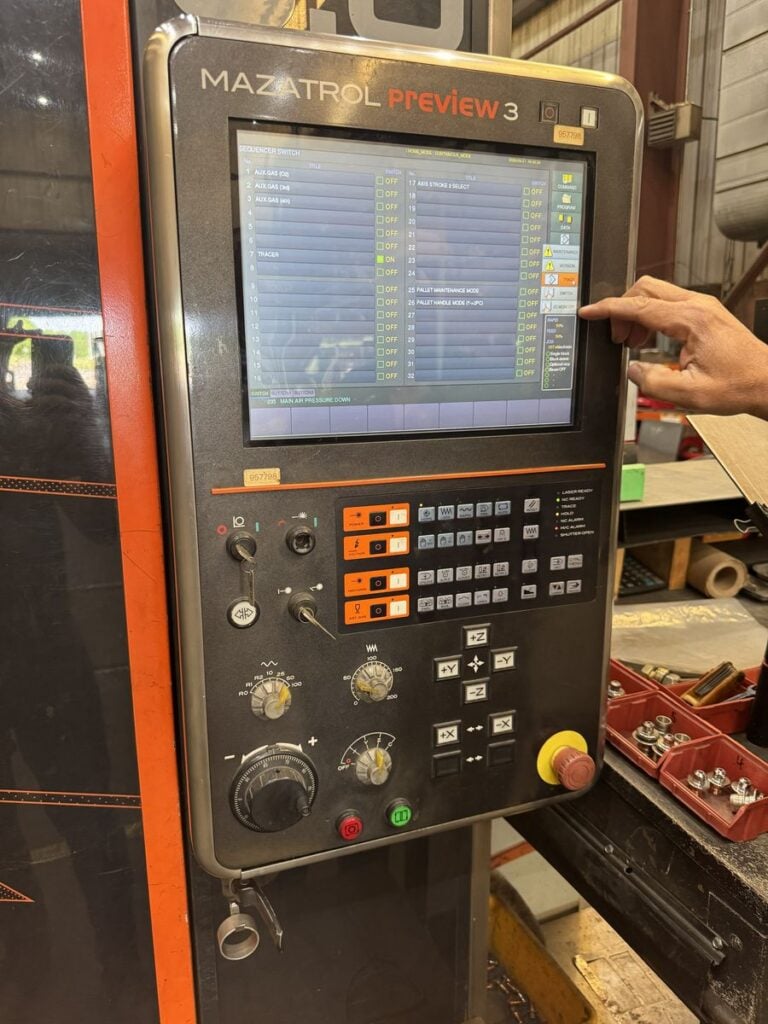 Mazak #Optiplex-4020-Fiber-II, 6000 watt CNC laser with Tekmay automation, 78.74" x 157.48" workpiece, 2016 - Image 5
