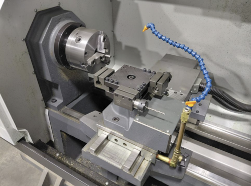 Haas #TL-1, CNC Lathe, 20" swing, 16" turning diameter, 30" machining length, 8" chuck, 10 HP, 4-position - Image 2