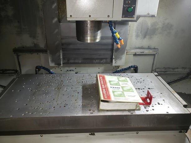 Hyundai Wia #VX500, CNC Vertical Machining Center, 41.7" X, 20.1" Y, 25" Z, 47.2" x 19.7" table, 25 HP - Image 4