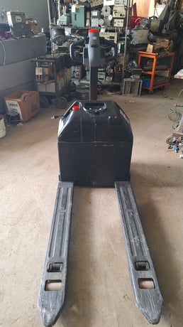 Big Joe #D-40, electric pallet jack, 38 hours, new batteries - Image 9