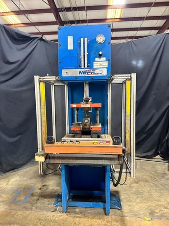 18.9 Ton, Neff #DF15-5HS, C-frame hydraulic press, 10" stroke, 24" daylight, 24" x 21" bed, 2006 (2 available) - Image 2