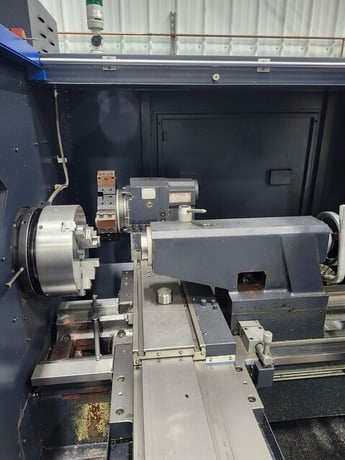 Milltronics #ML26/40, CNC Lathe, 27" swing, 40" machining length, 12" chuck, 4" bar, 24 HP, 1600 RPM - Image 3