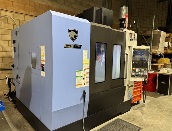 Daewoo Doosan #BVM-5700, CNC Vertical Machining Center, 41.3" X, 22.4" Y, 18.1" Z, 22.44" x 51.18" table - Image 4