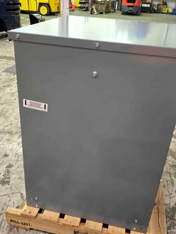 112.5 KVA 480 Primary, 208Y/120 Secondary, Square D, dry type, 3 phase, new - Image 3
